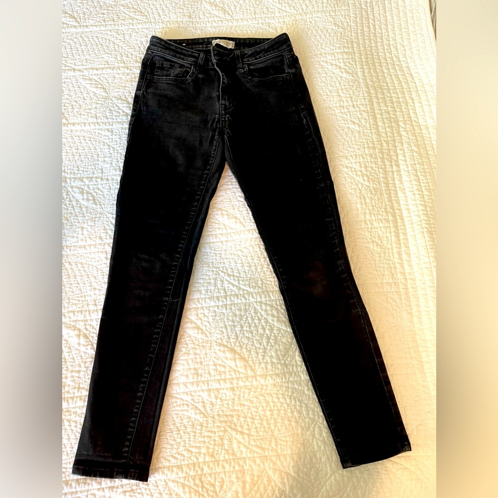 Harper Heritage Black jeans- skinny style